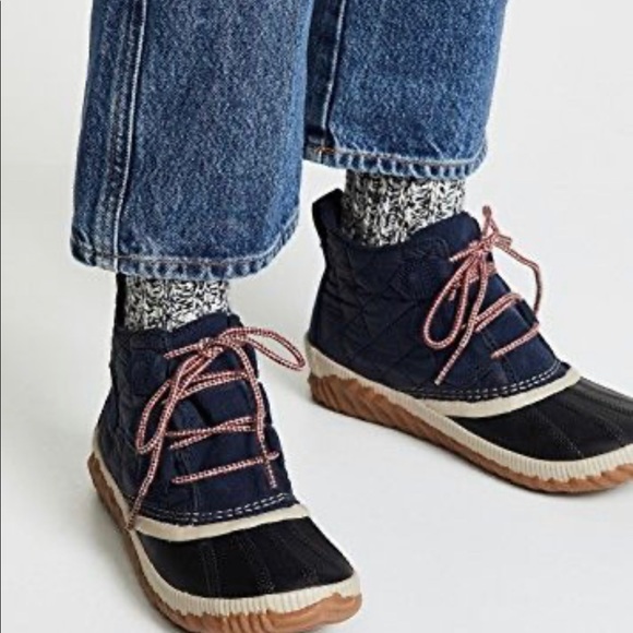 SOREL OUT N ABOUT Leather Rain Boot Navy Size: 7 - Picture 5 of 10